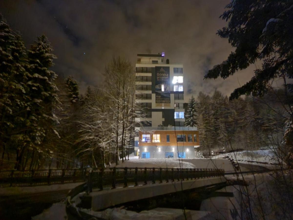 Apartament Spa 10 Resort Kozubnik Blisko Szczyrk - 5D Apartments Porąbka المظهر الخارجي الصورة